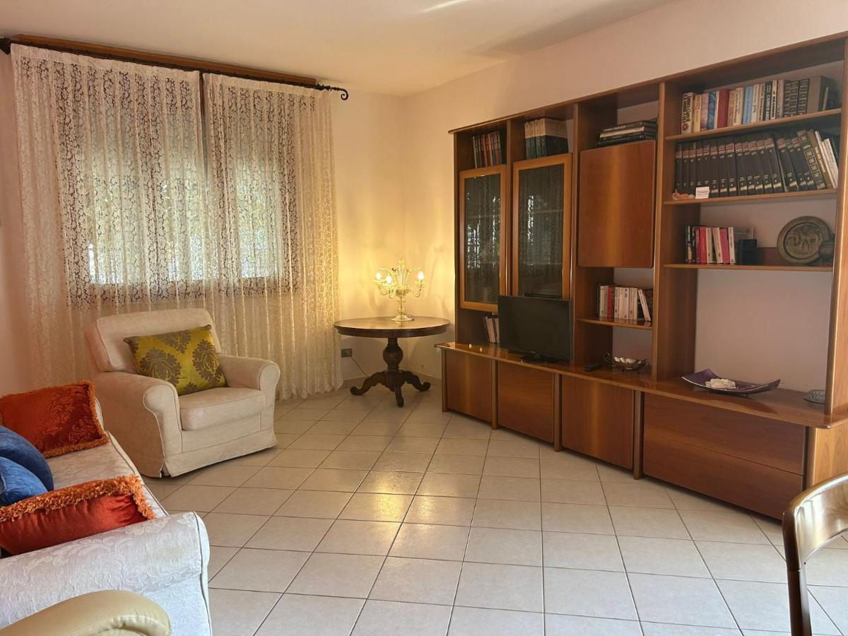 Appartamenti Adrialu Римини Экстерьер фото